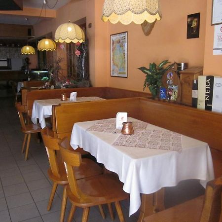 Moggio Udinese Albergo Leon Bianco מראה חיצוני תמונה